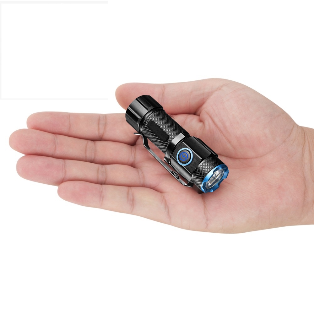 Mini latarka 6500K o wysokiej  – Outdoor Adventure Inc recenzja i cena